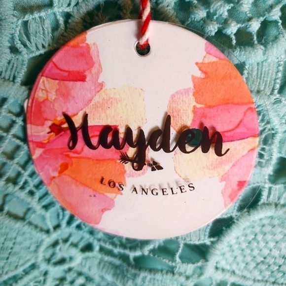 Hayden mint/seafood crochet top pleated bottom small - Picture 2 of 10